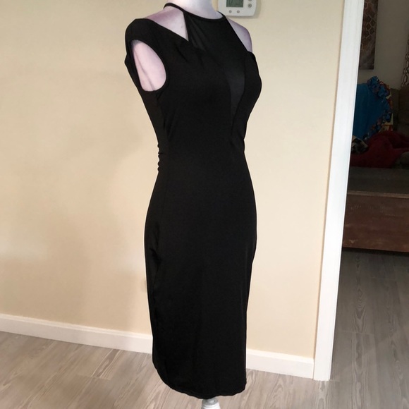 Off shoulder knee length - Picture 5 of 9